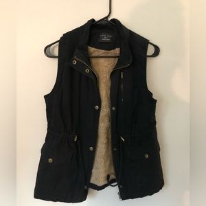 Love Tree black vest, small